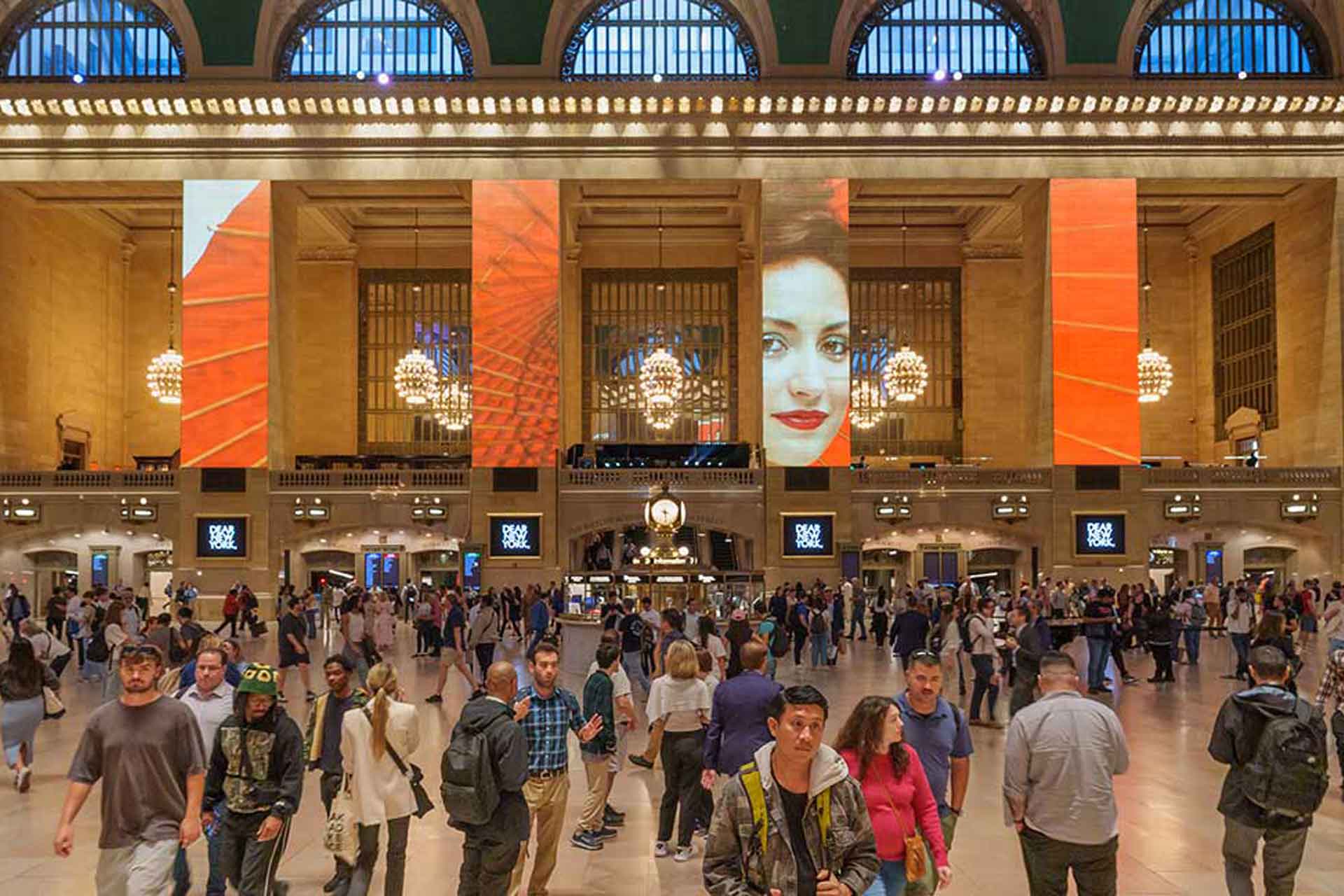 brandon stanton dear new york art installation at grand central station out of home advertising