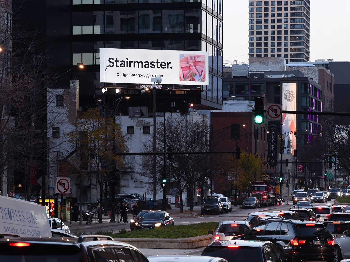 out of home advertising chicago