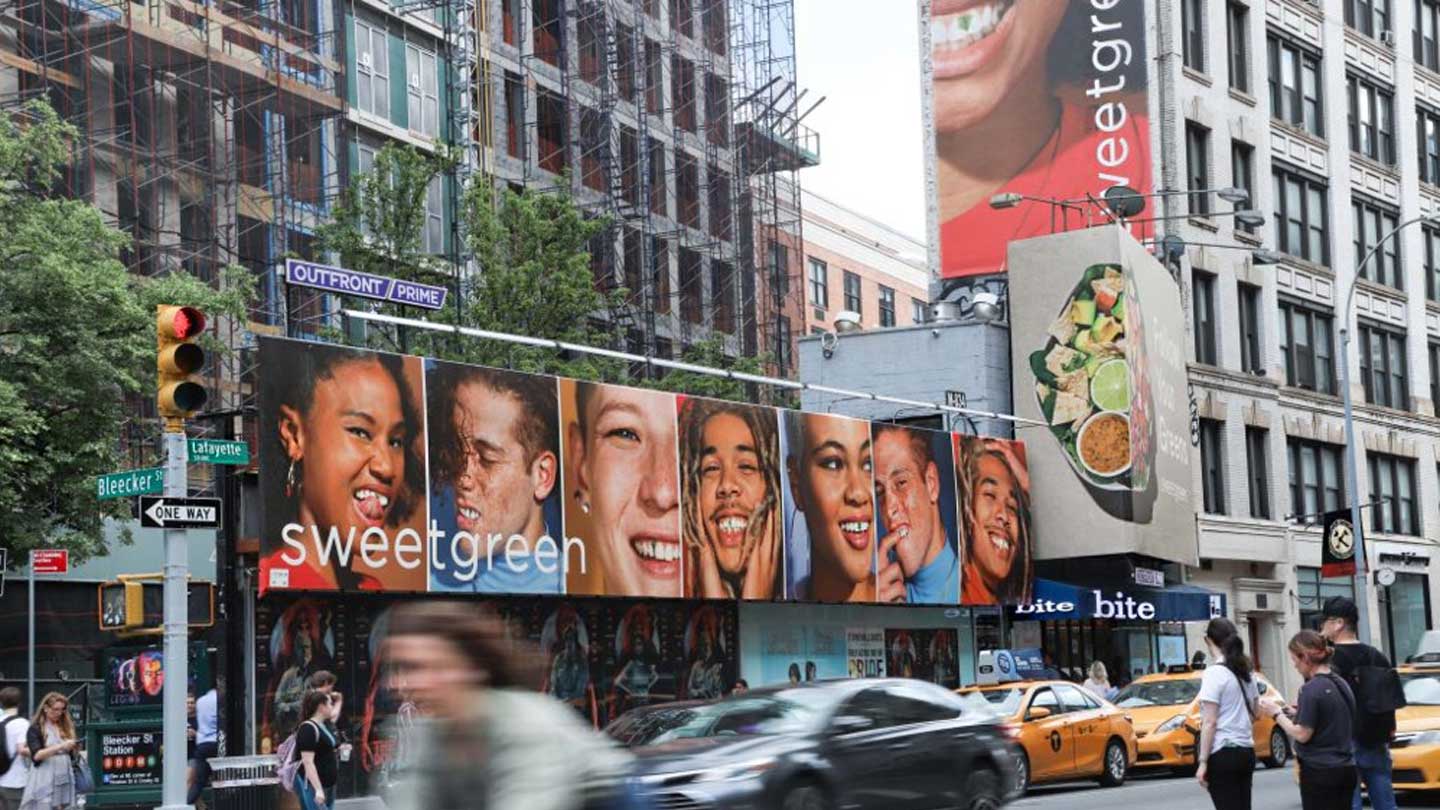out of home billboard advertising restaurants category