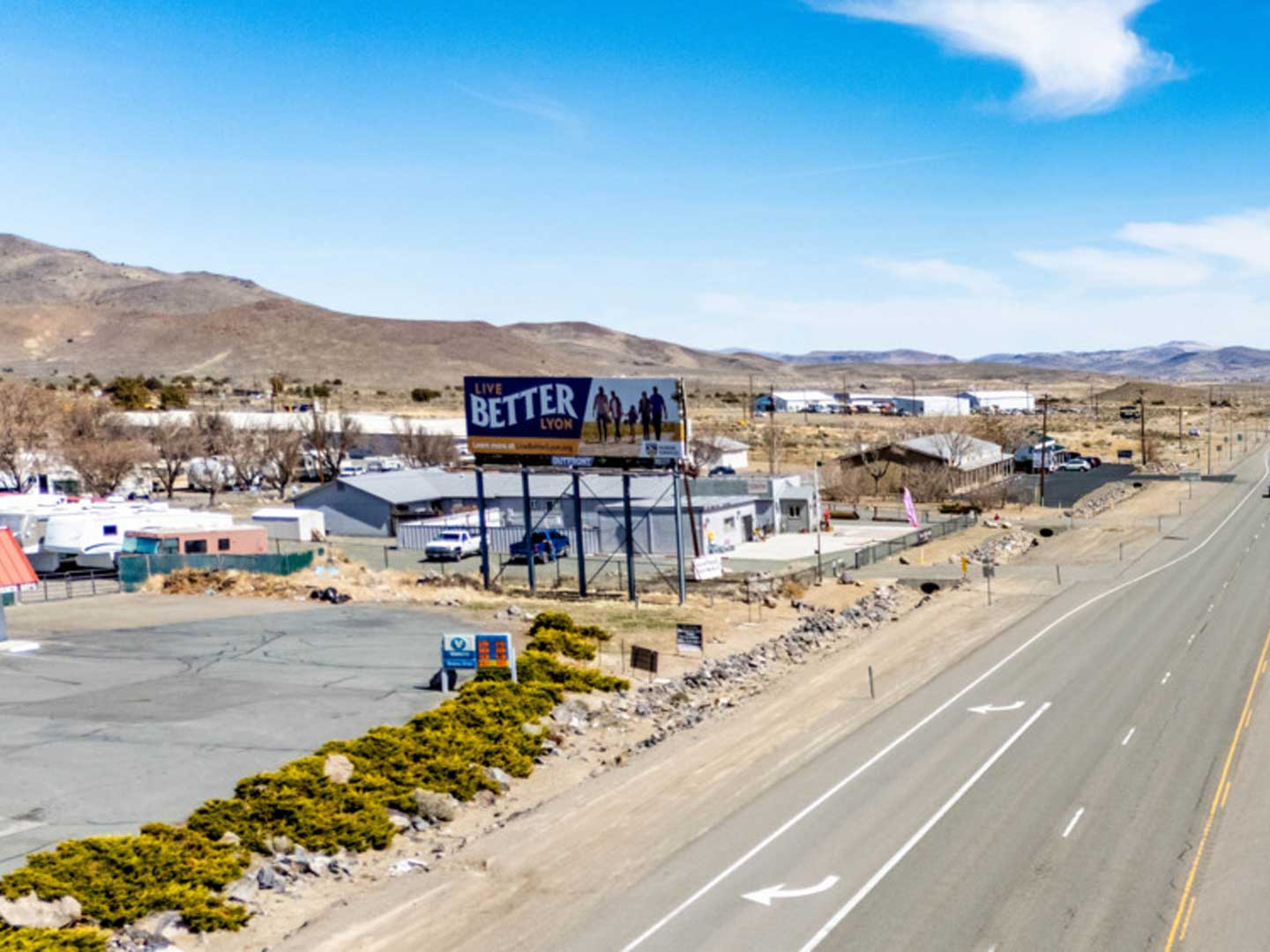 lyon reno bulletins out of home advertising