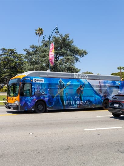 out of home transit advertising los angeles bus