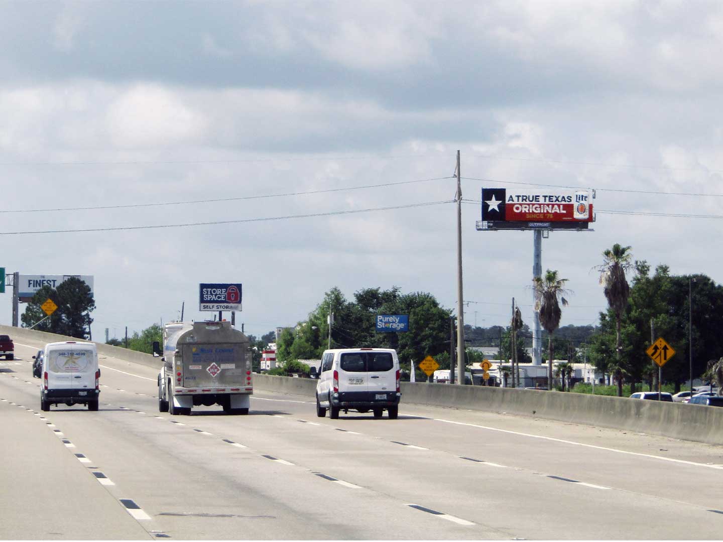out of home billboard advertising beaumont texas